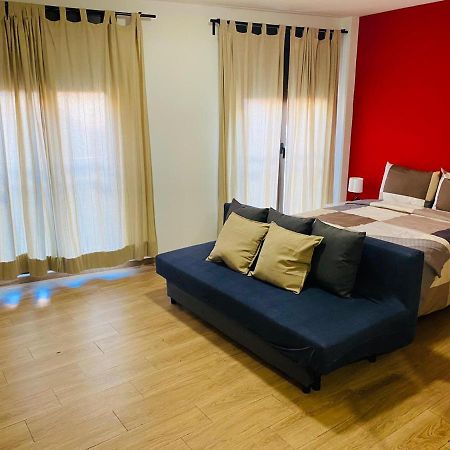 Cinque Terre Apartments Madrid Bagian luar foto