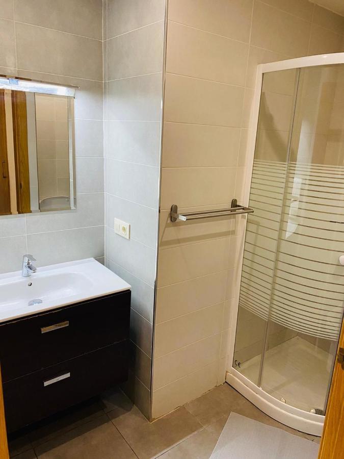 Cinque Terre Apartments Madrid Bagian luar foto
