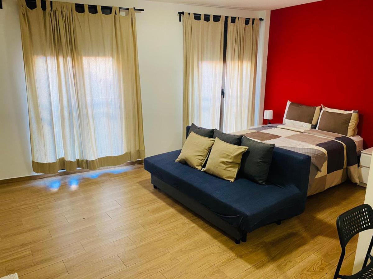 Cinque Terre Apartments Madrid Bagian luar foto