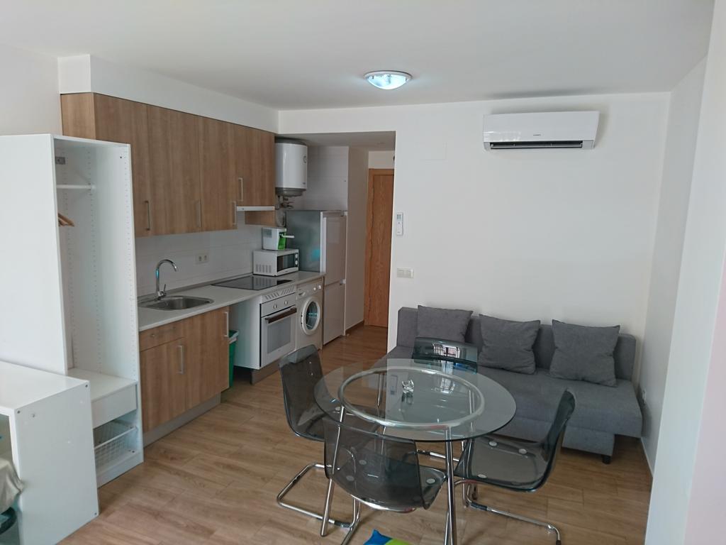 Cinque Terre Apartments Madrid Bagian luar foto